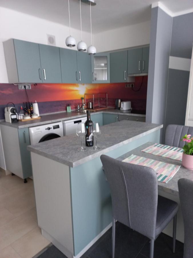 شقة Krisztina Apartman Salgótarján المظهر الخارجي الصورة