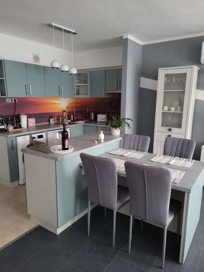 شقة Krisztina Apartman Salgótarján المظهر الخارجي الصورة
