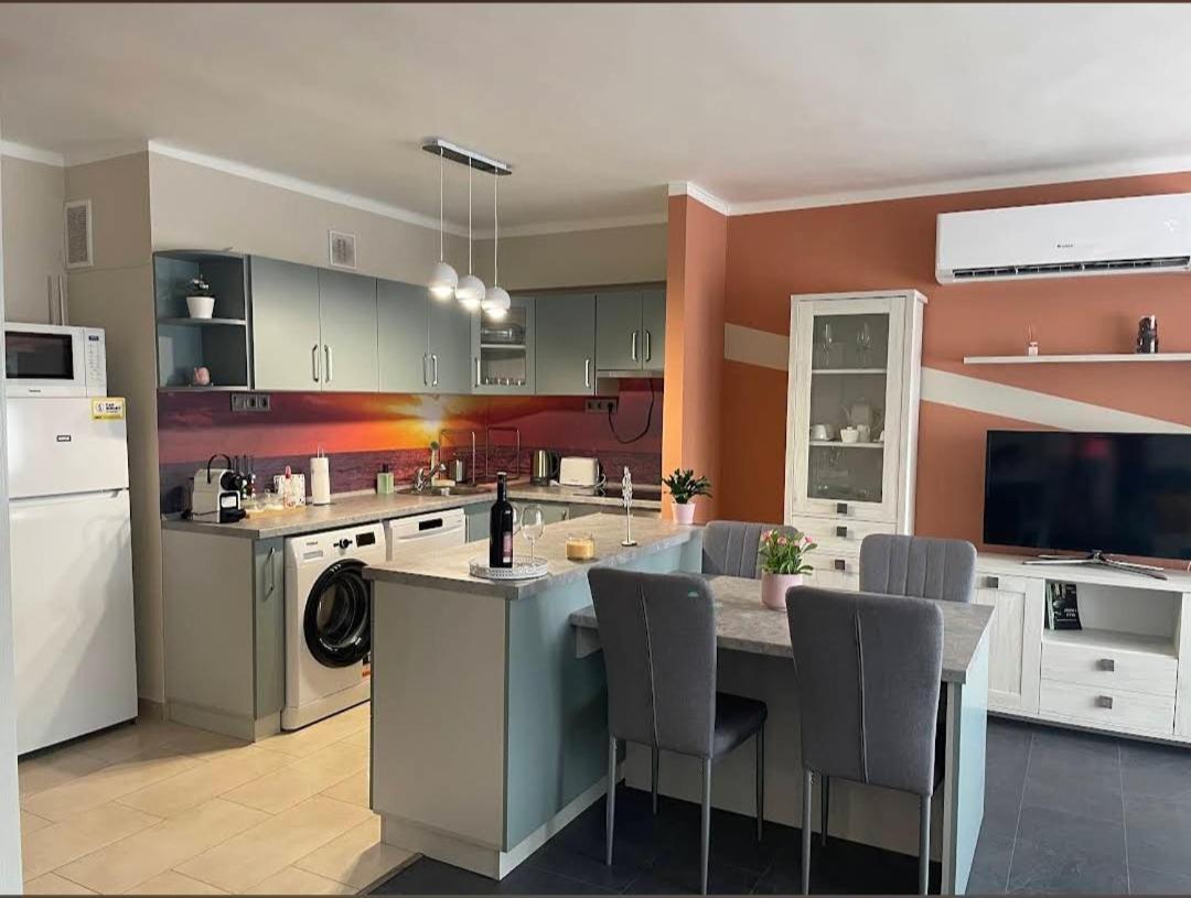 شقة Krisztina Apartman Salgótarján المظهر الخارجي الصورة