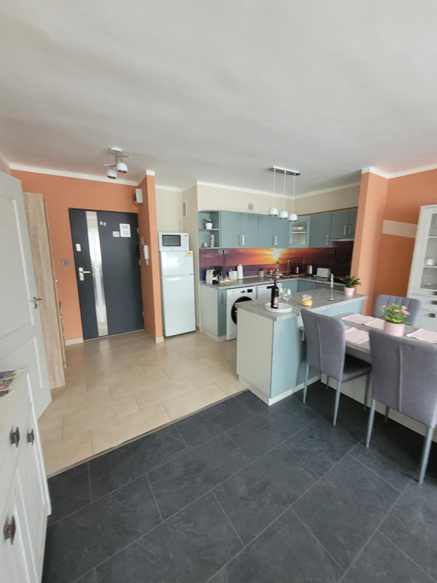 شقة Krisztina Apartman Salgótarján المظهر الخارجي الصورة